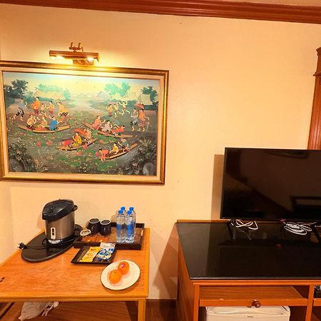 Taksilahotel Maha Sarakham Extérieur photo
