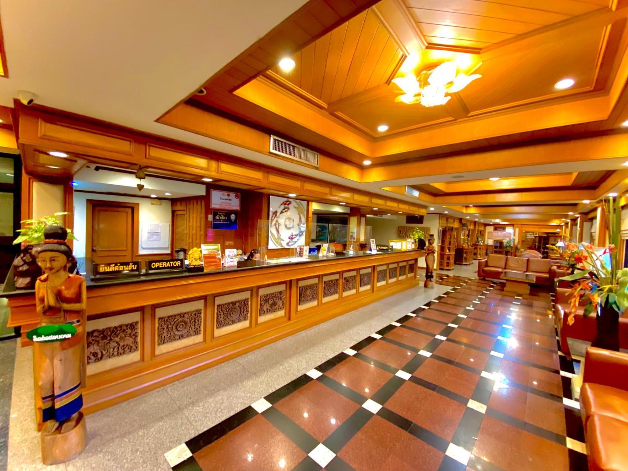 Taksilahotel Maha Sarakham Extérieur photo