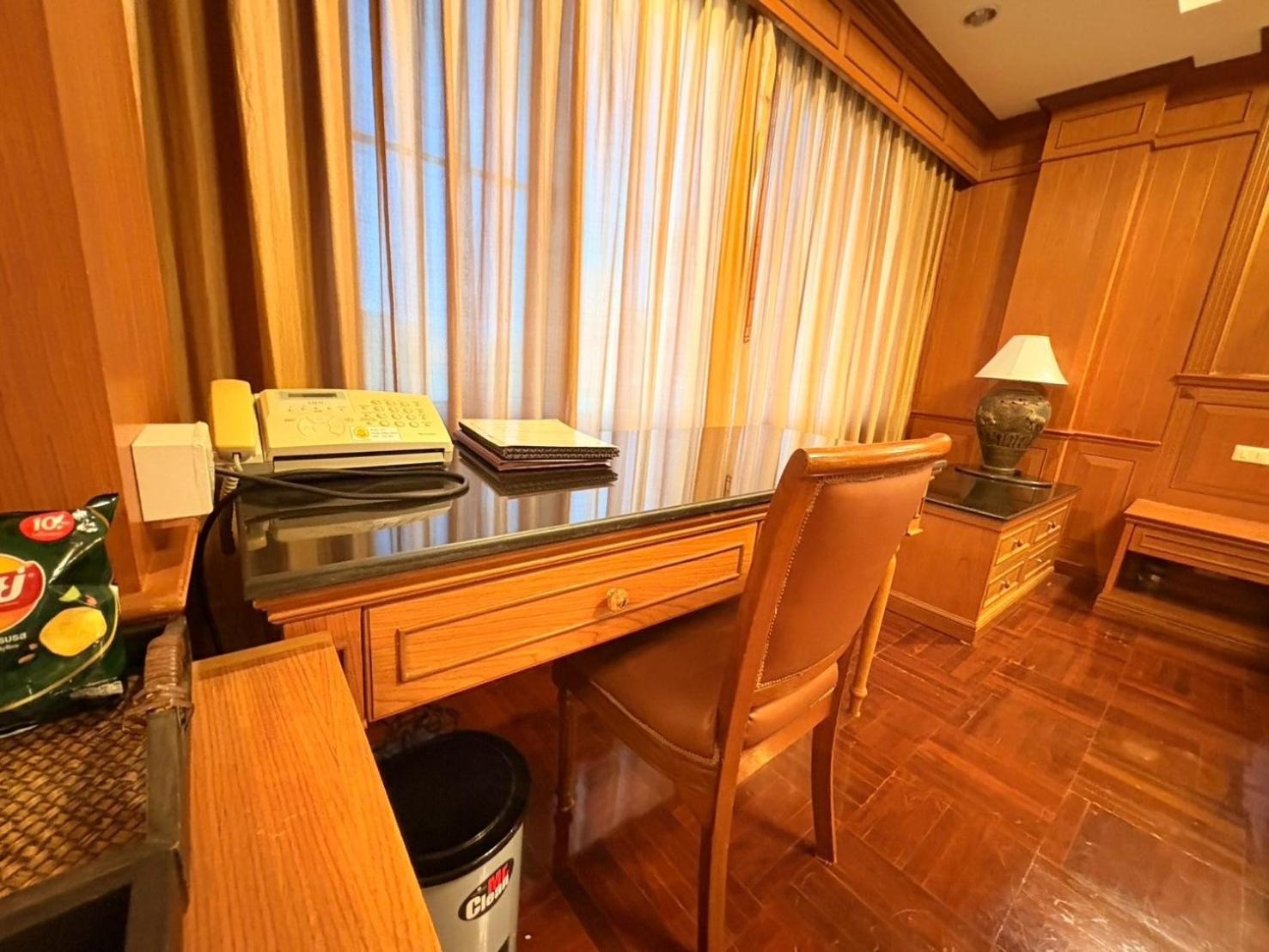 Taksilahotel Maha Sarakham Extérieur photo
