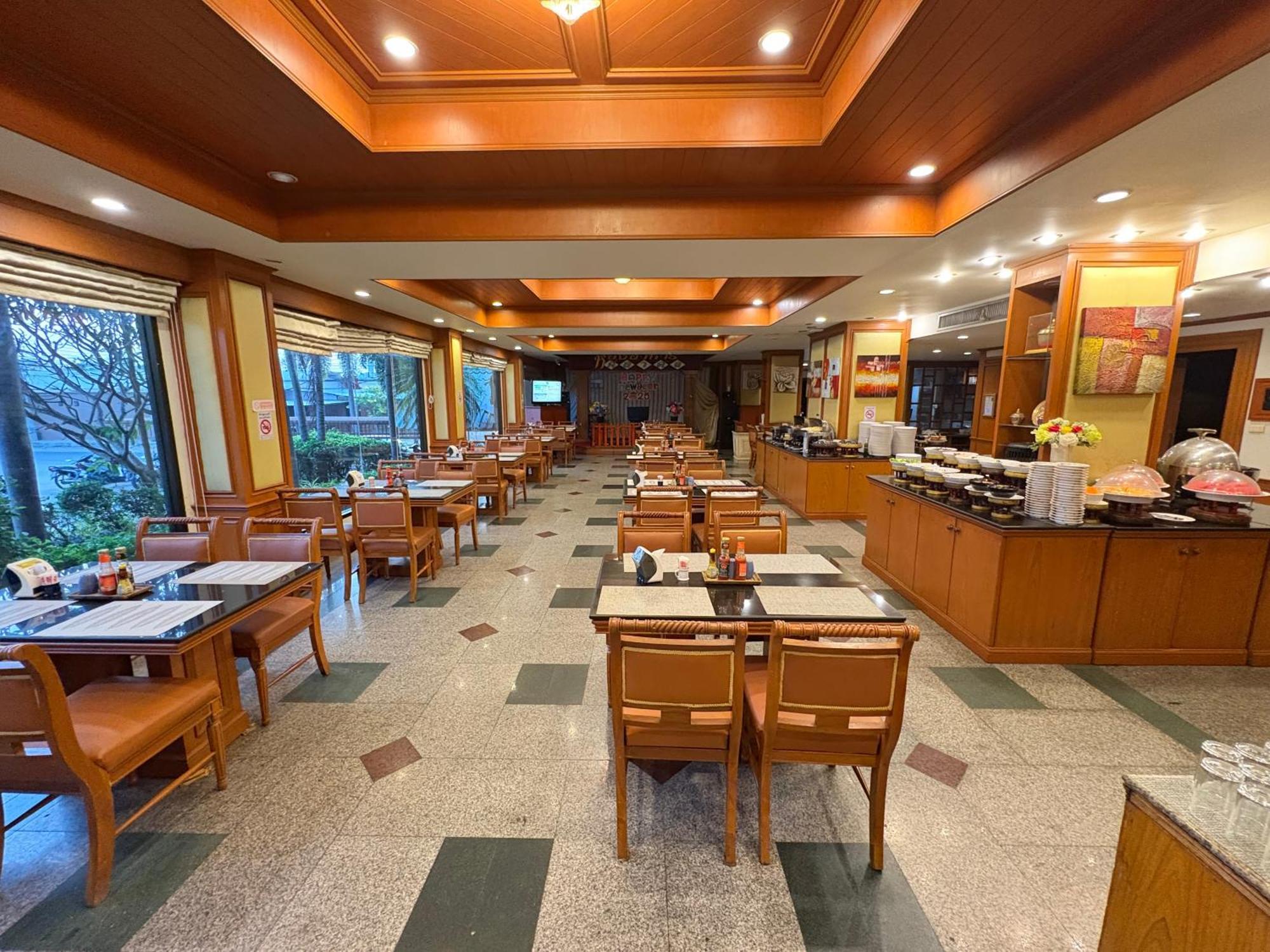 Taksilahotel Maha Sarakham Extérieur photo