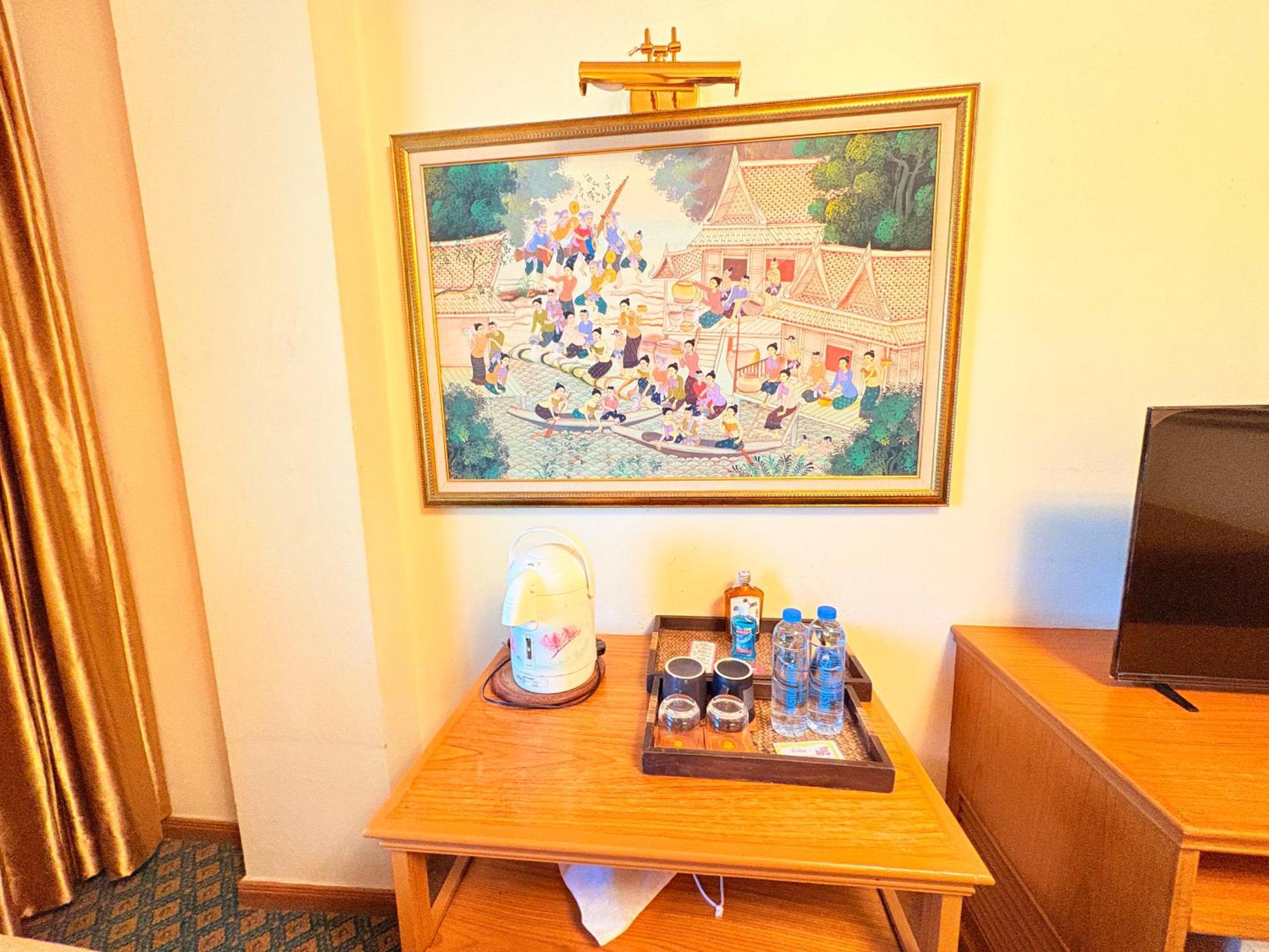 Taksilahotel Maha Sarakham Extérieur photo
